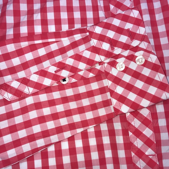 Vineyard Vines Relaxed Fit Gingham Button Down (4) - Picture 3 of 4